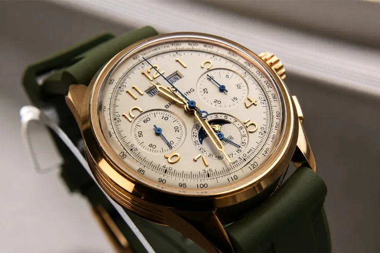 Breitling Premier B25 Datora — Yellow Gold 2